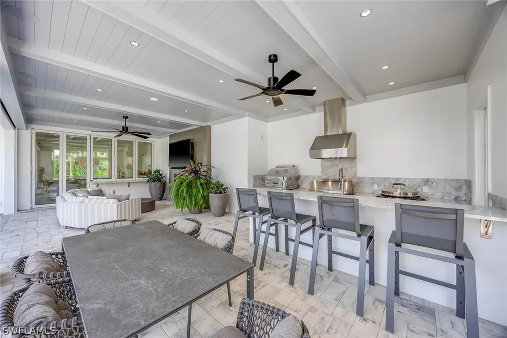 175 Center Street Naples FL 34108
