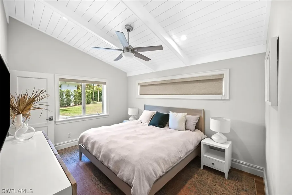 175 Center Street Naples FL 34108