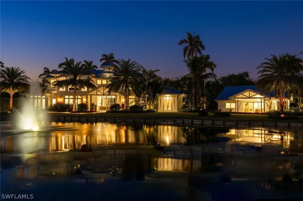 175 Center Street Naples FL 34108