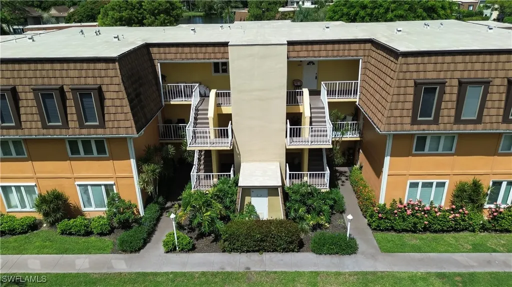 1850 Bald Eagle Drive Naples FL 34105