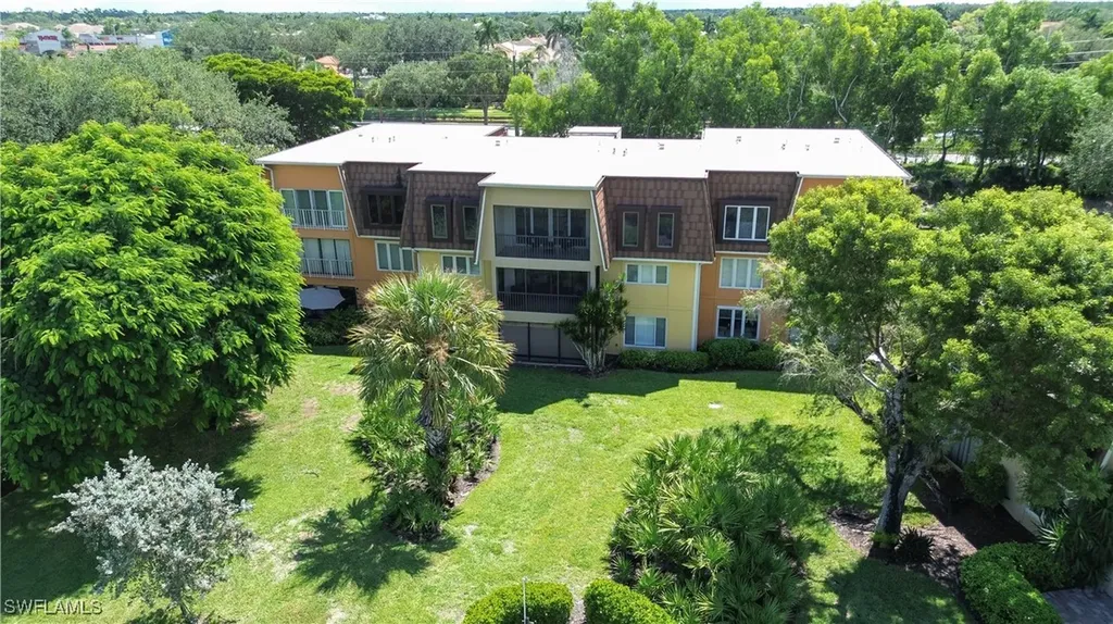 1850 Bald Eagle Drive Naples FL 34105