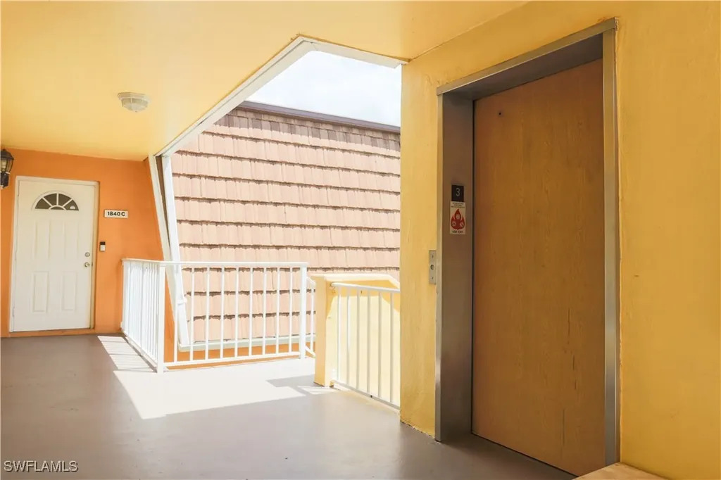 1850 Bald Eagle Drive Naples FL 34105