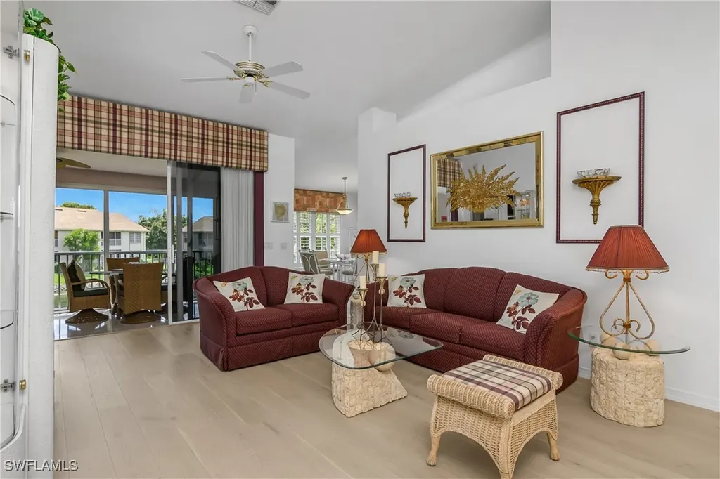 5643 Sandlewood Court Naples FL 34110
