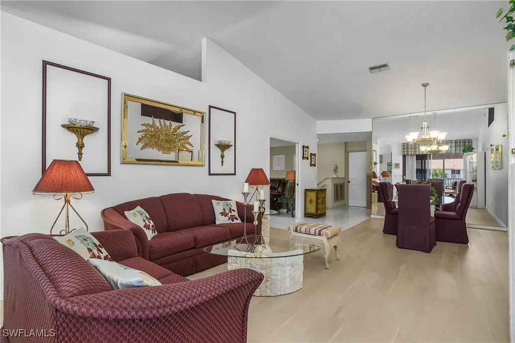 5643 Sandlewood Court Naples FL 34110