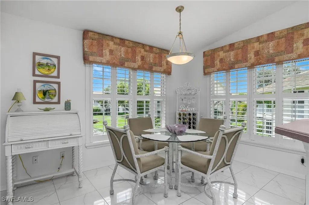 5643 Sandlewood Court Naples FL 34110