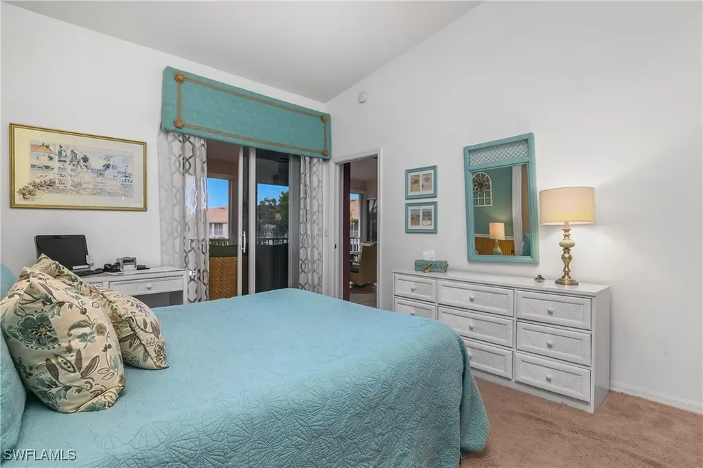 5643 Sandlewood Court Naples FL 34110