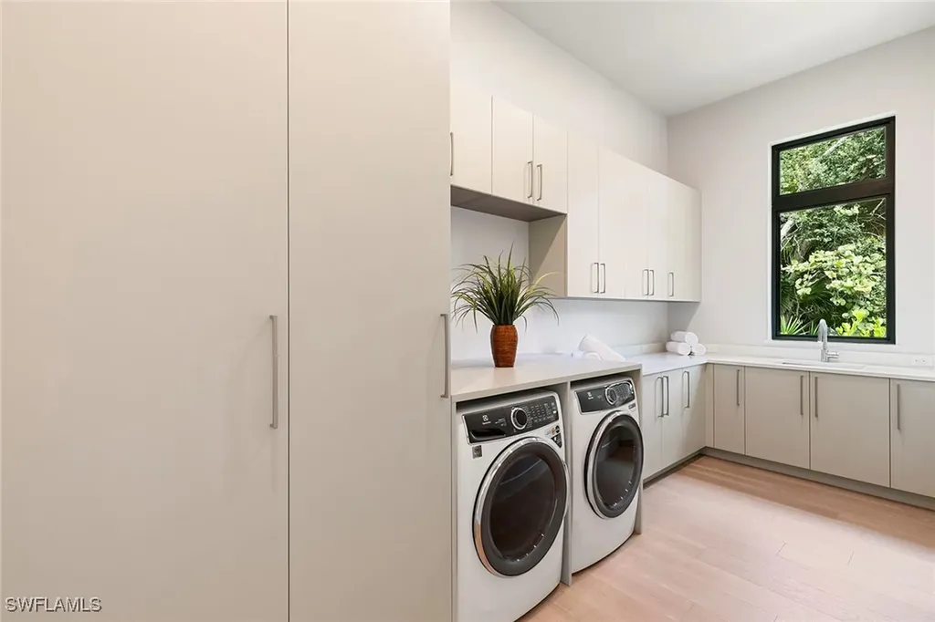 3733 Woodlake Drive Bonita Springs FL 34134