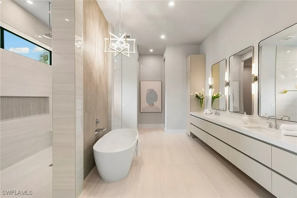 3733 Woodlake Drive Bonita Springs FL 34134