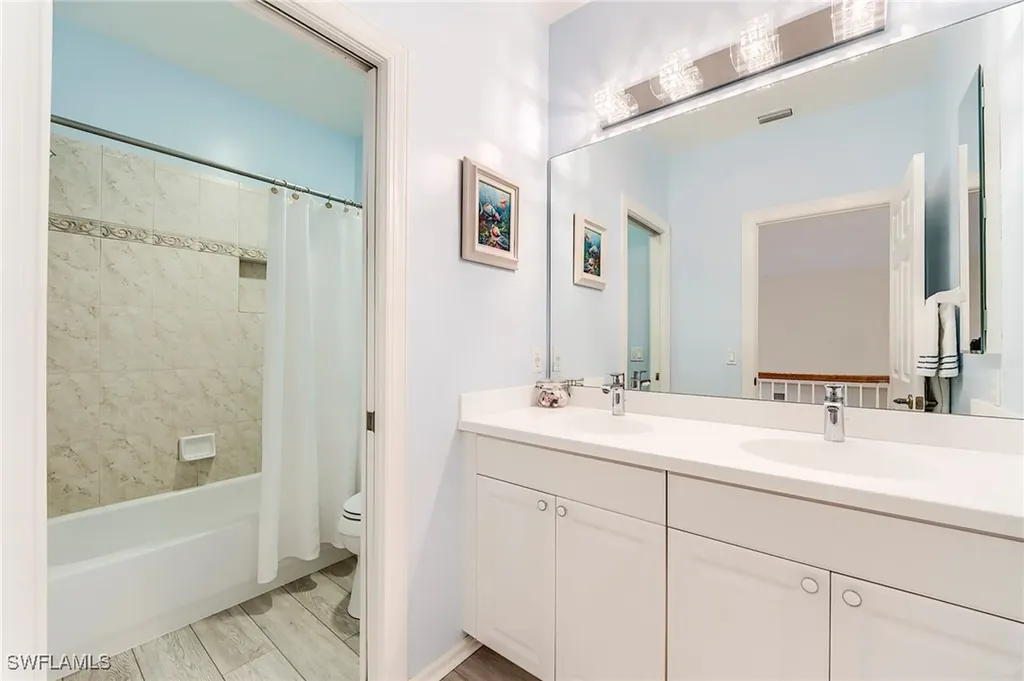 9127 Falling Leaf Drive Estero FL 34135