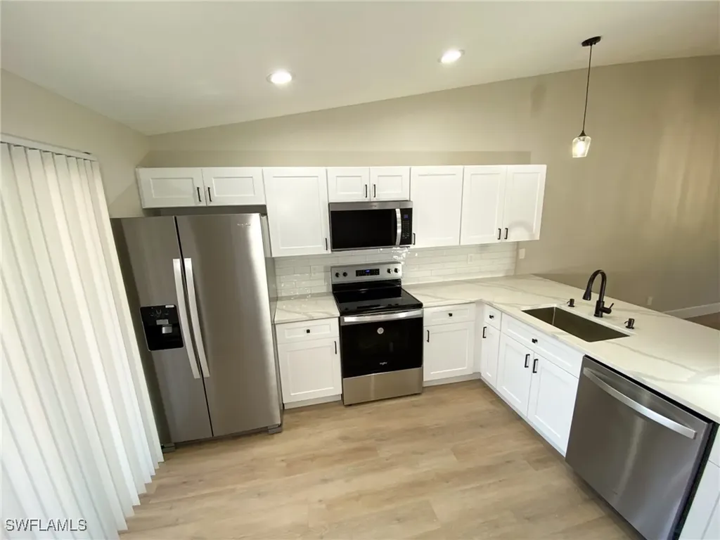 4180 Looking Glass Lane Naples FL 34112