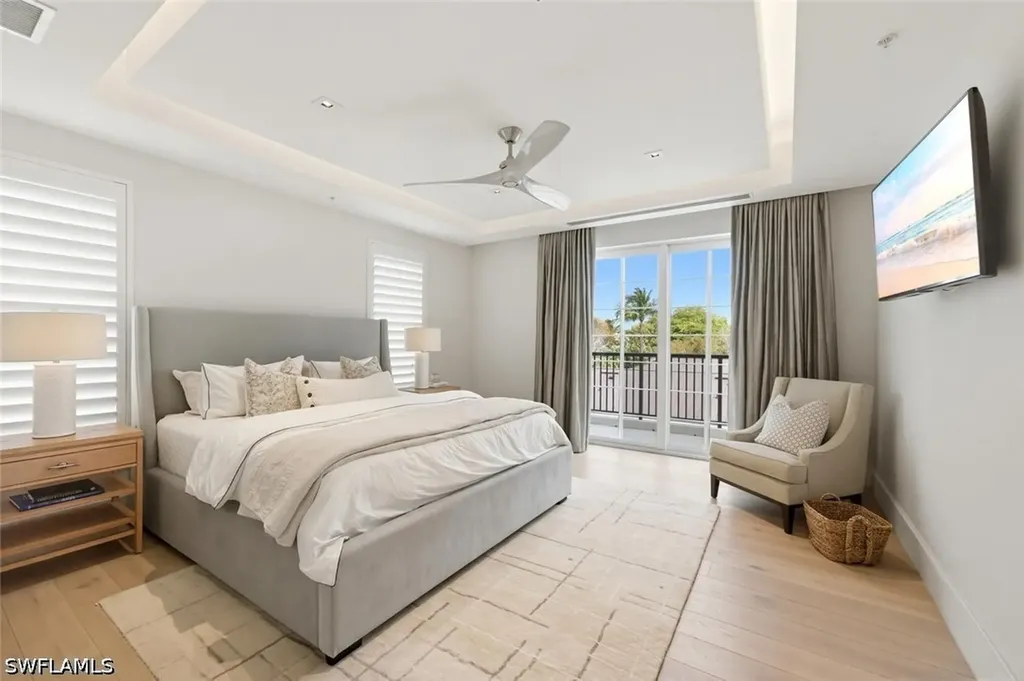 490 5th Street S Naples FL 34102