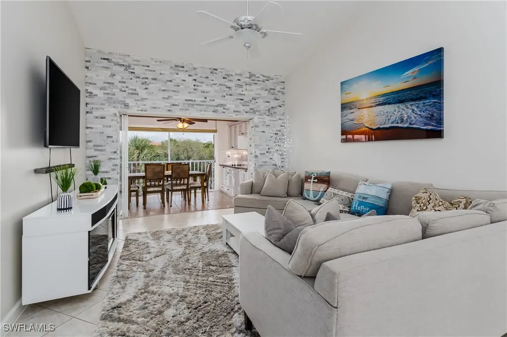 6750 Beach Resort Drive Naples FL 34114