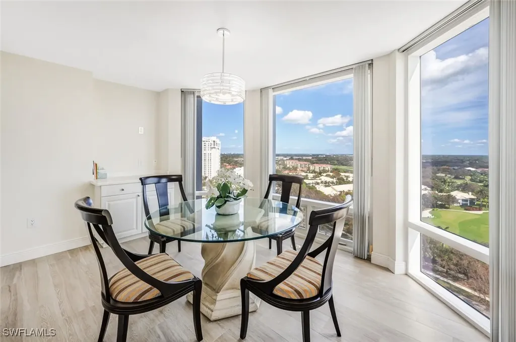 6849 Grenadier Boulevard Naples FL 34108