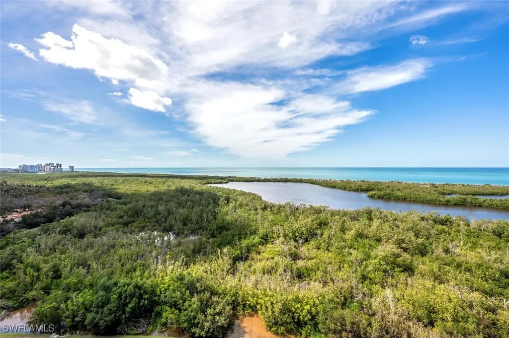 6849 Grenadier Boulevard Naples FL 34108
