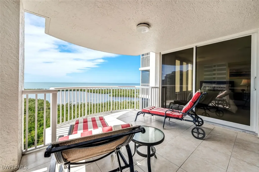 6849 Grenadier Boulevard Naples FL 34108