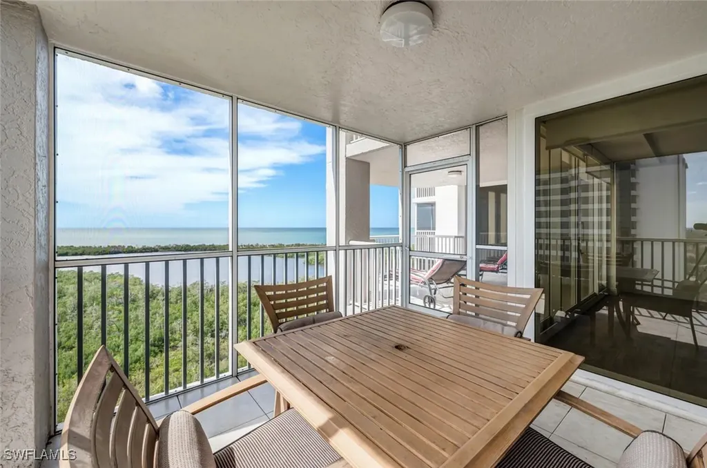 6849 Grenadier Boulevard Naples FL 34108