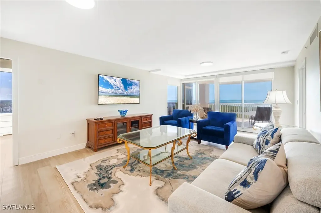 6849 Grenadier Boulevard Naples FL 34108