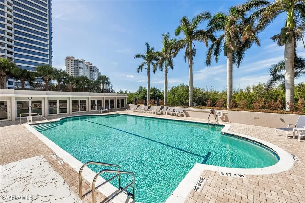6849 Grenadier Boulevard Naples FL 34108