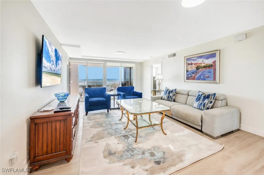 6849 Grenadier Boulevard Naples FL 34108