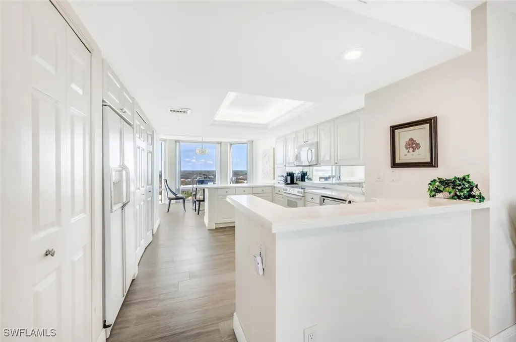 6849 Grenadier Boulevard Naples FL 34108