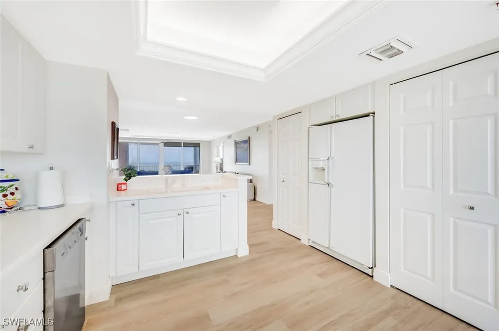 6849 Grenadier Boulevard Naples FL 34108