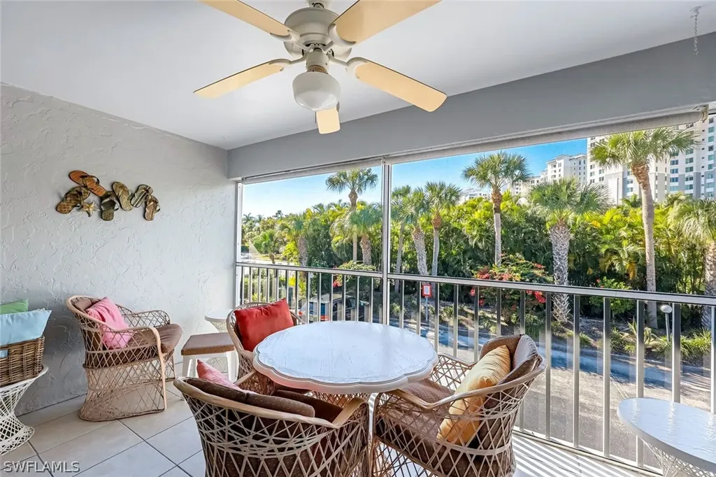 509 Roma Court Naples FL 34110