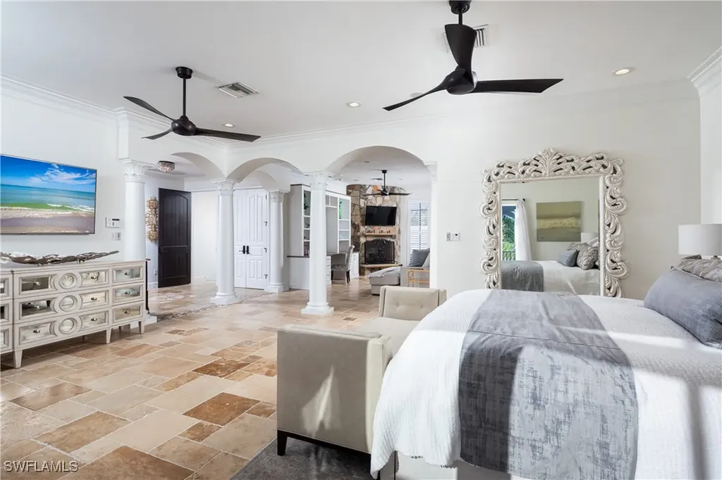 391 Palermo Circle Fort Myers Beach FL 33931