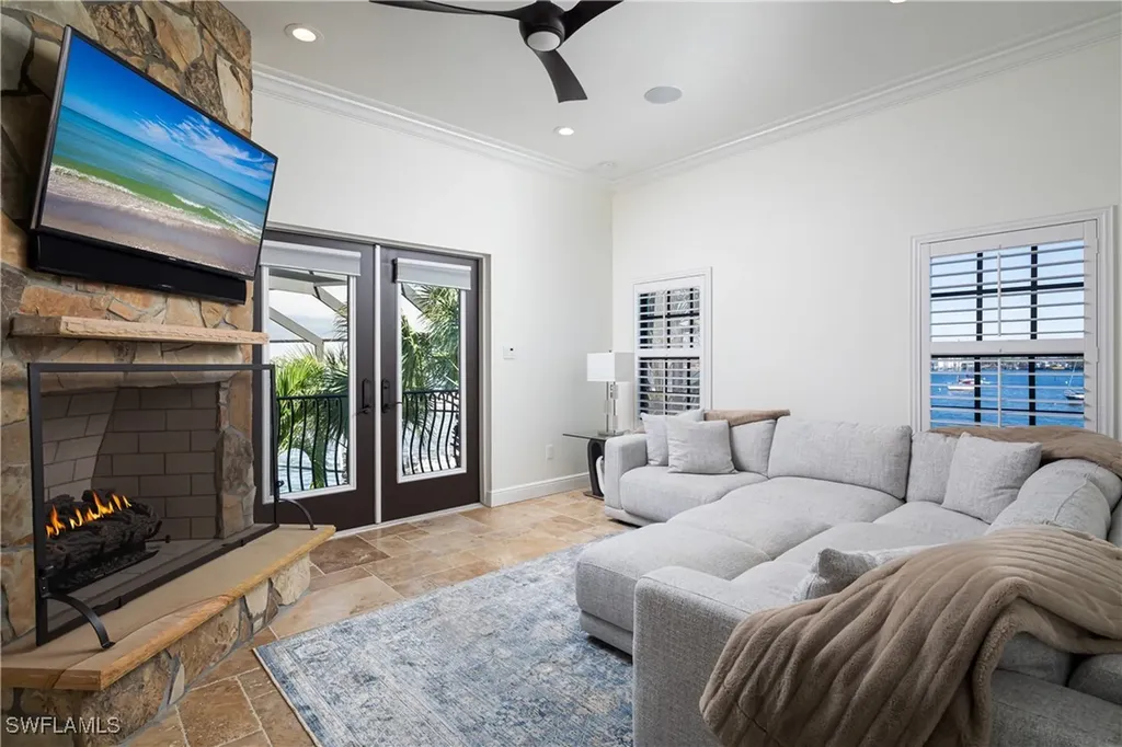 391 Palermo Circle Fort Myers Beach FL 33931