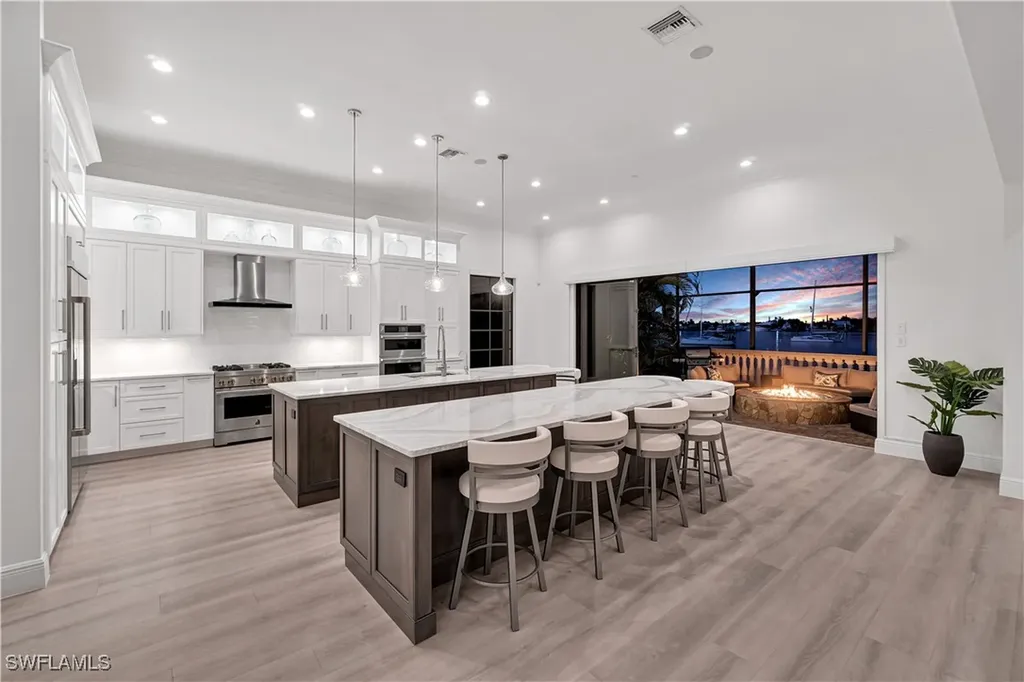 391 Palermo Circle Fort Myers Beach FL 33931