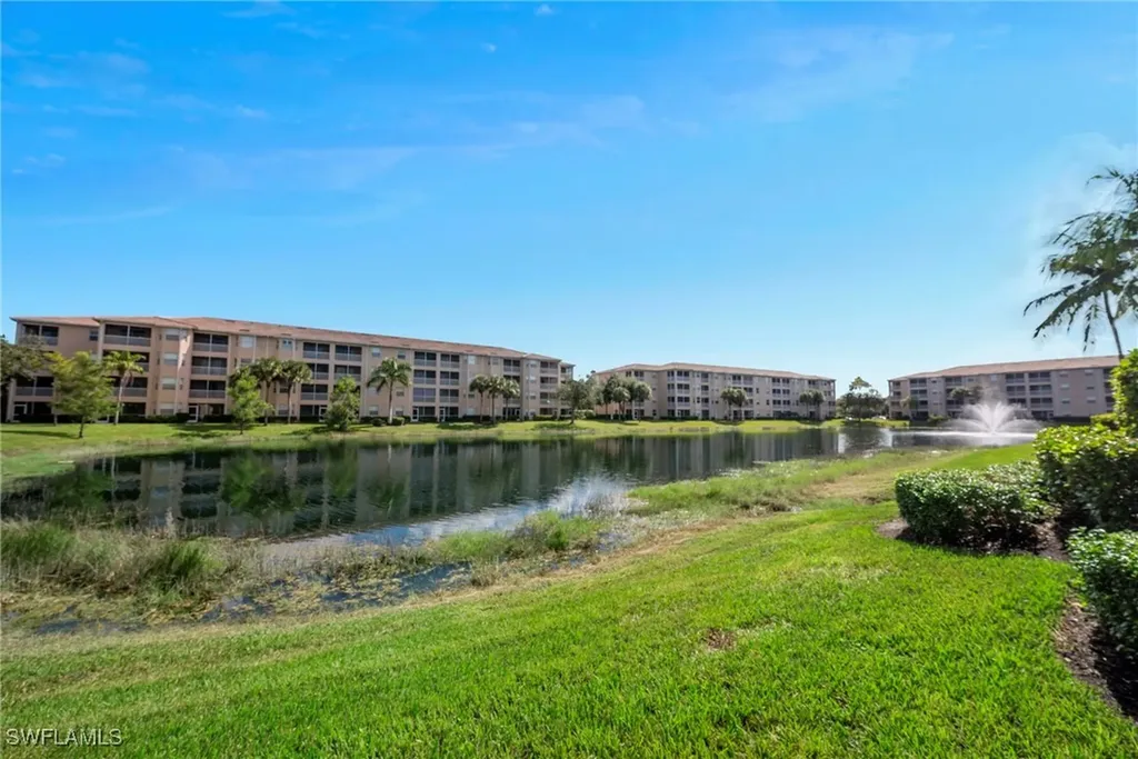 8550 Kingbird Loop Estero FL 33967