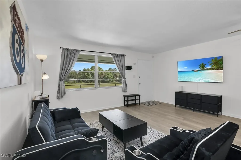 3225 E Riverside Drive Fort Myers FL 33916