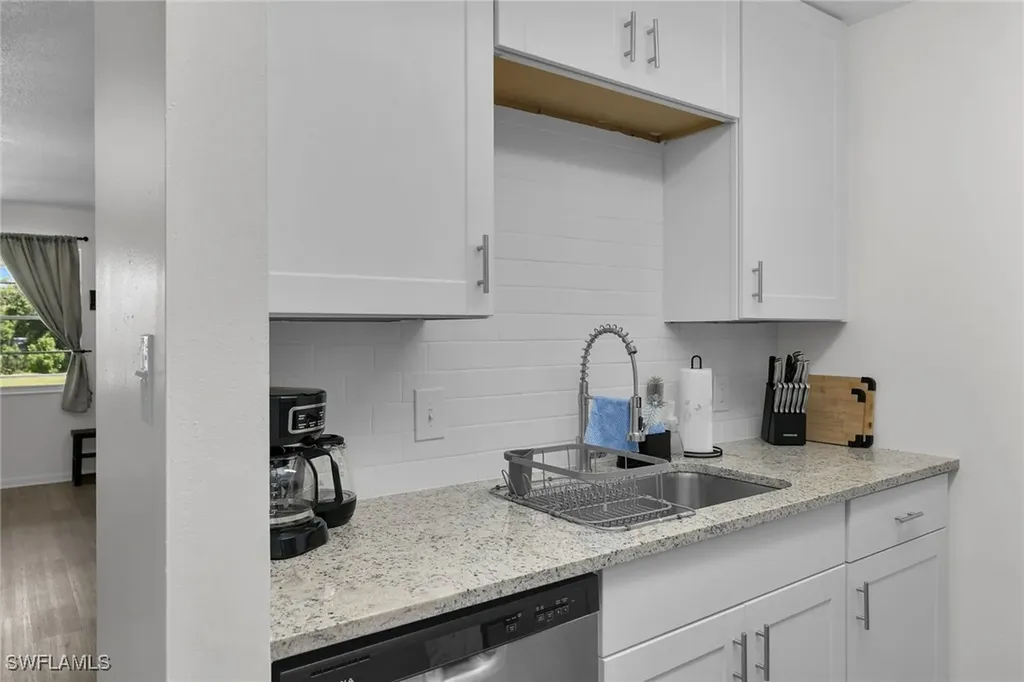 3225 E Riverside Drive Fort Myers FL 33916