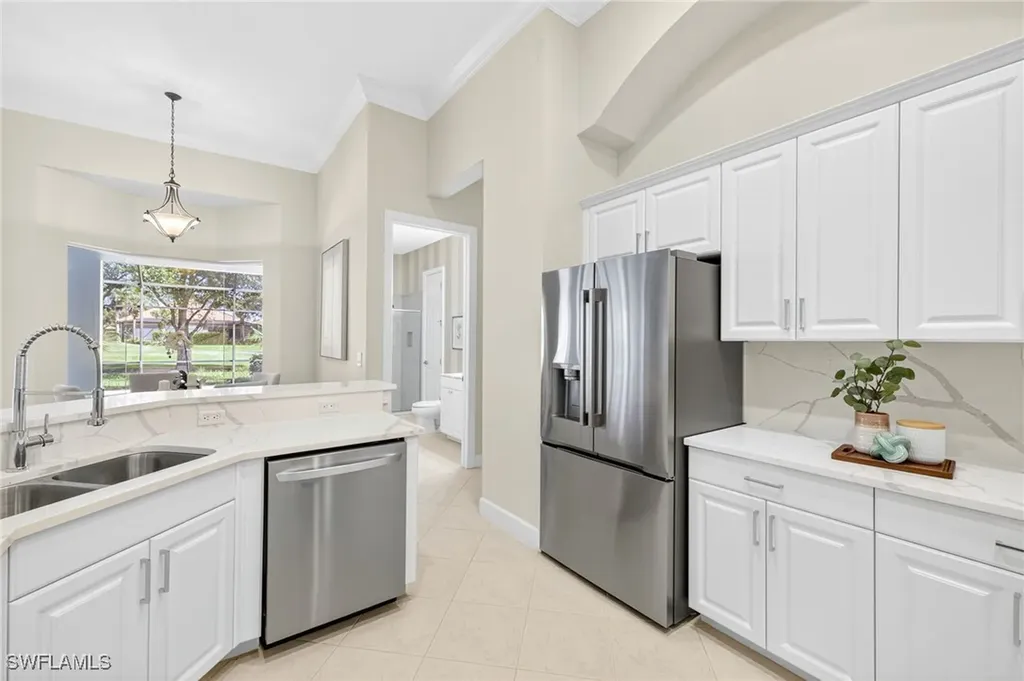 8812 Mustang Island Circle Naples FL 34113