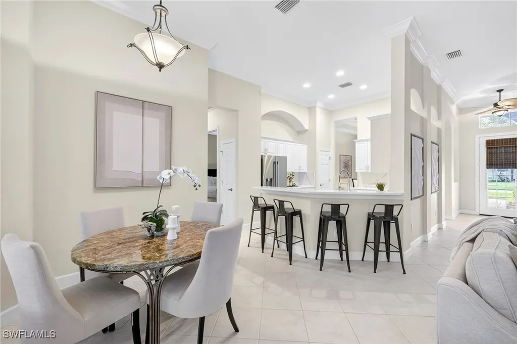 8812 Mustang Island Circle Naples FL 34113