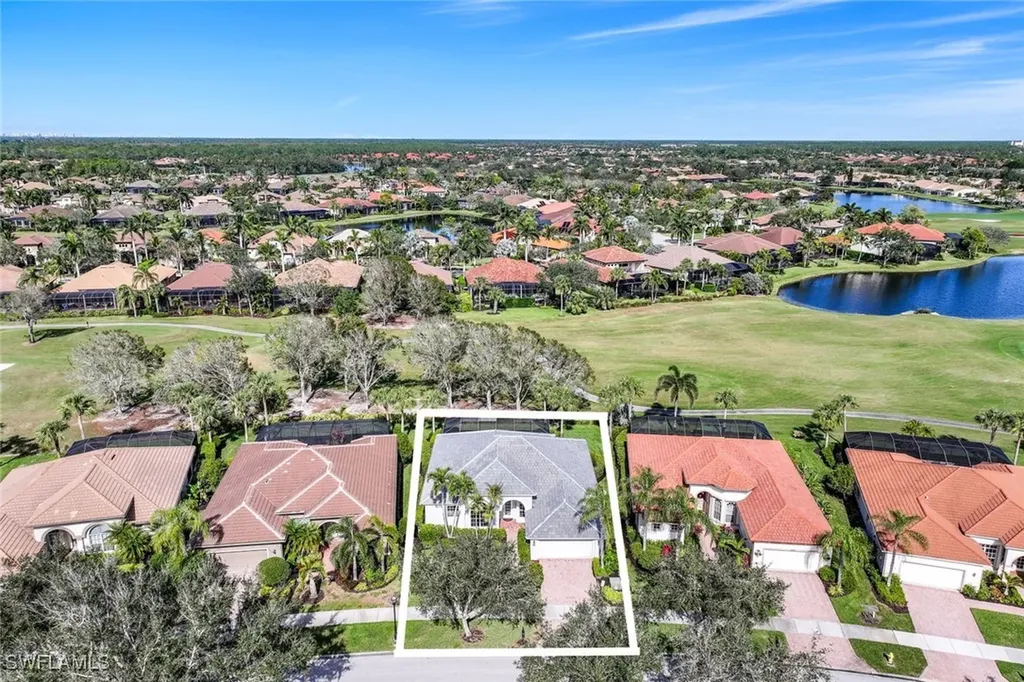 8812 Mustang Island Circle Naples FL 34113
