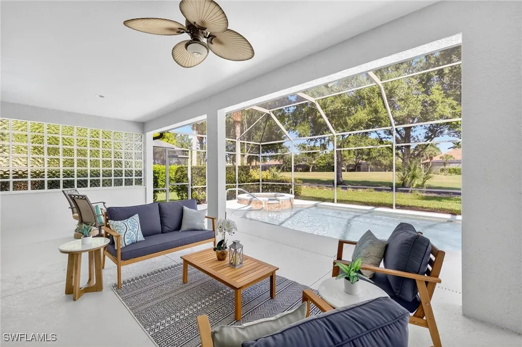 8812 Mustang Island Circle Naples FL 34113