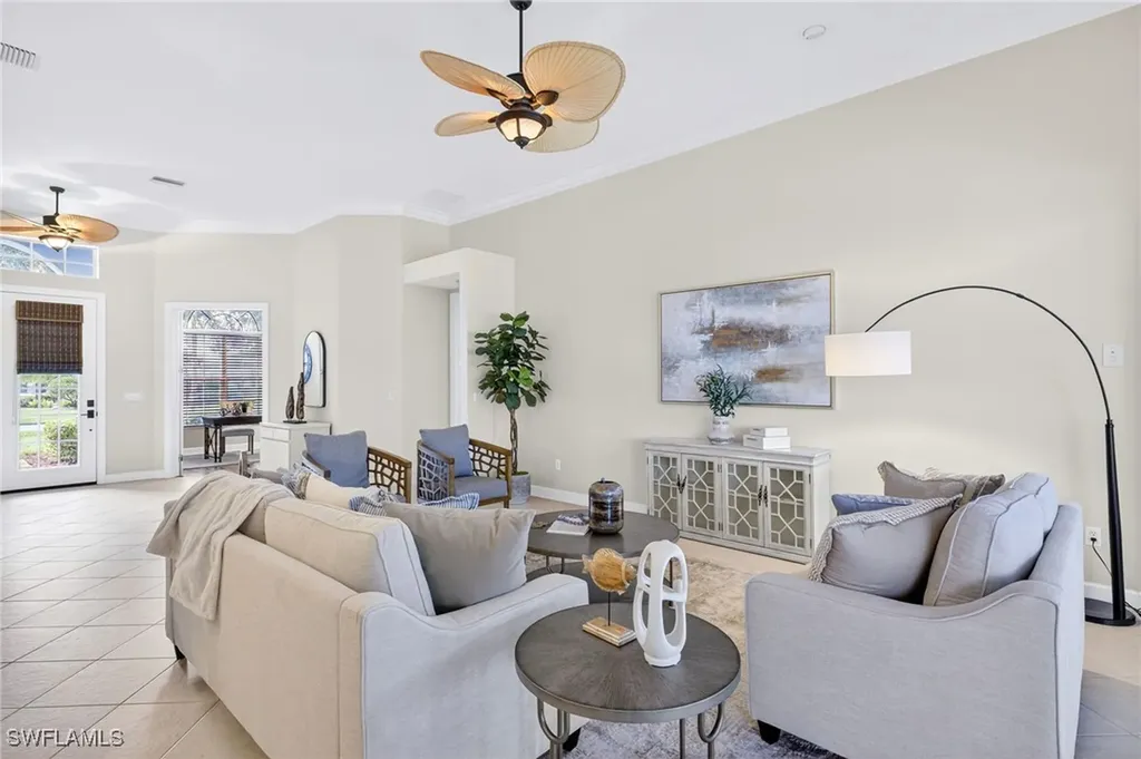 8812 Mustang Island Circle Naples FL 34113
