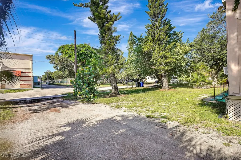2135 Hoople Street Fort Myers FL 33901