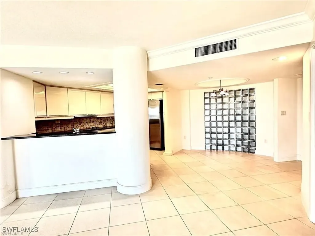 4751 Gulf Shore Boulevard N Naples FL 34103