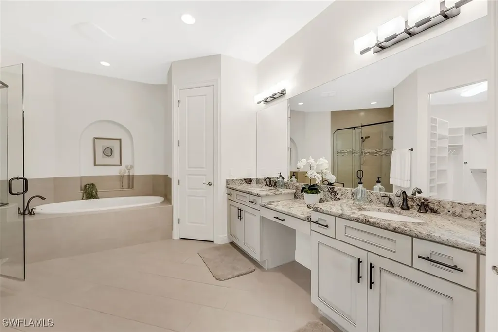 4711 Via Del Corso Lane Bonita Springs FL 34134
