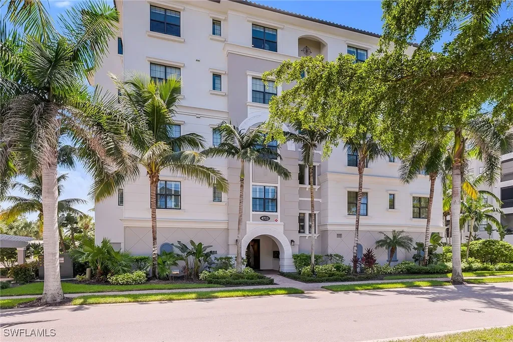 4711 Via Del Corso Lane Bonita Springs FL 34134