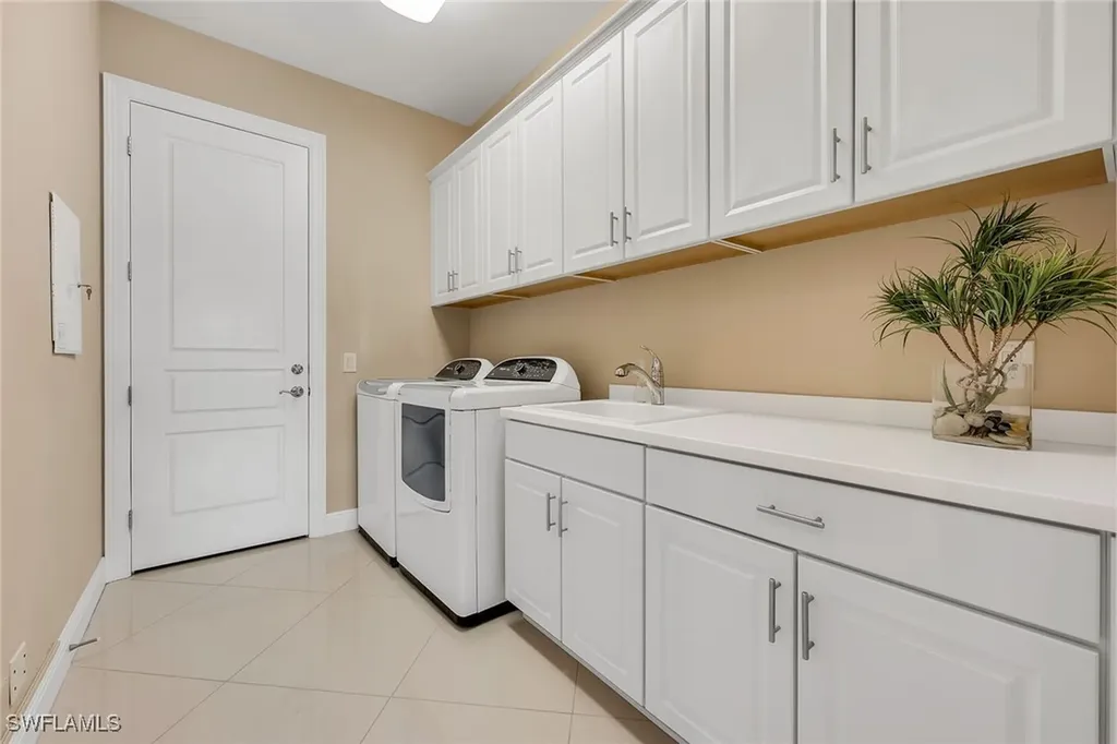 4711 Via Del Corso Lane Bonita Springs FL 34134