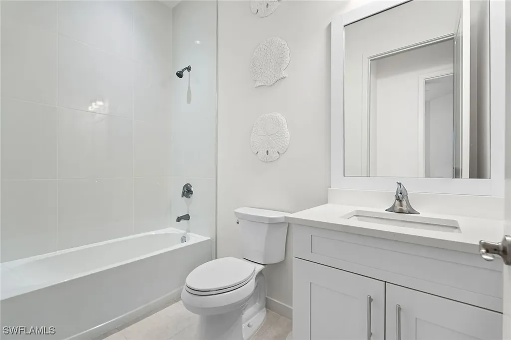 14875 Loggerhead Drive Naples FL 34120