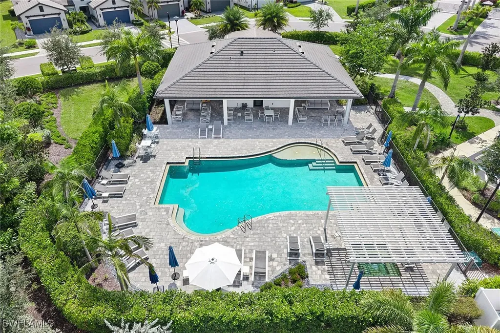 14875 Loggerhead Drive Naples FL 34120