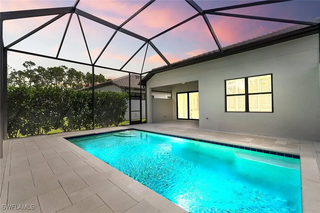 14875 Loggerhead Drive Naples FL 34120