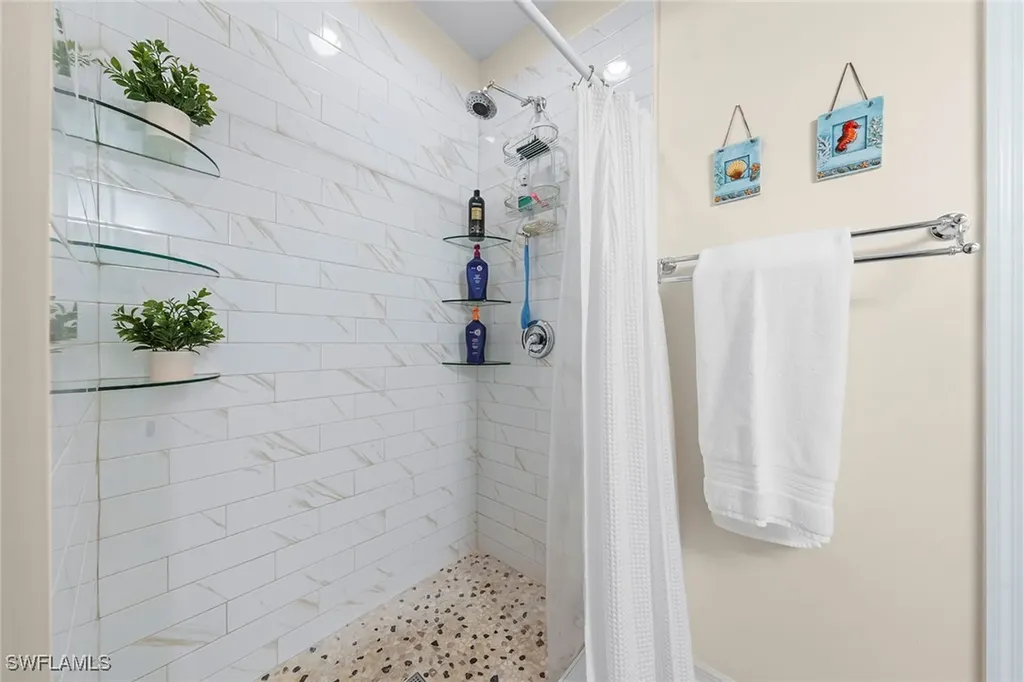 3461 Pointe Creek Court Bonita Springs FL 34134