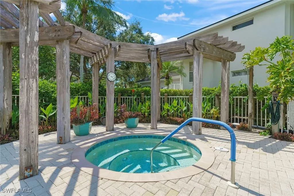 3461 Pointe Creek Court Bonita Springs FL 34134