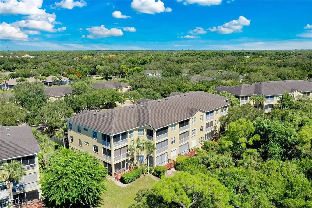 3461 Pointe Creek Court Bonita Springs FL 34134