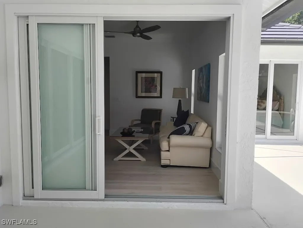 1909 Fairfax Circle Naples FL 34109