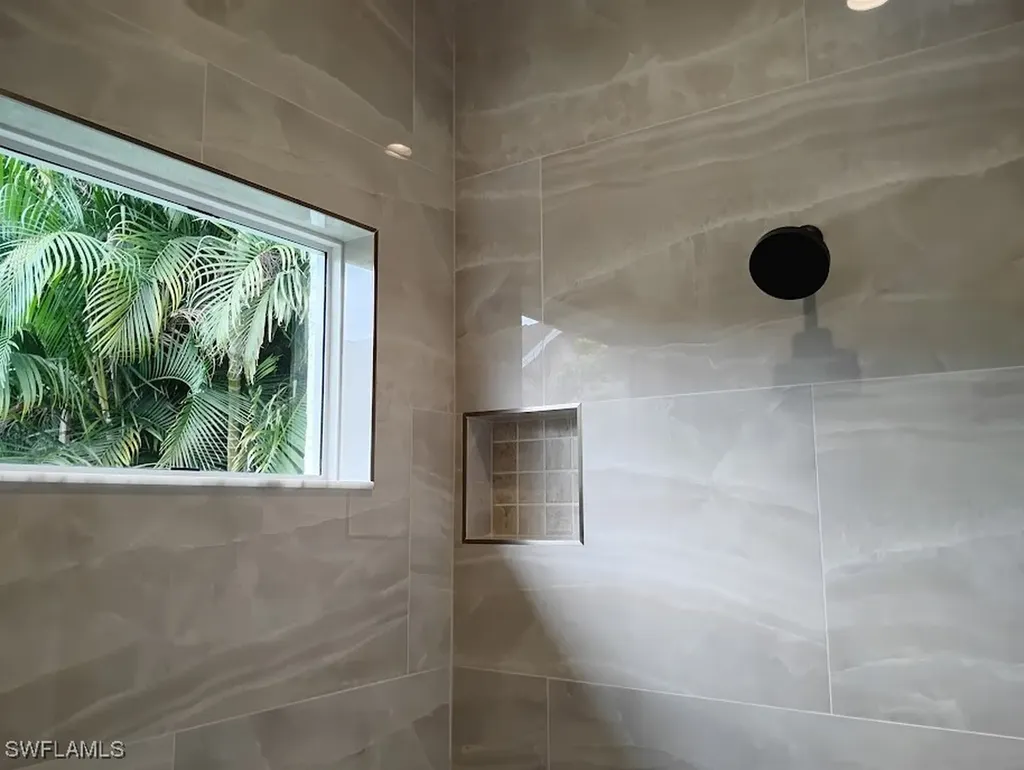 1909 Fairfax Circle Naples FL 34109
